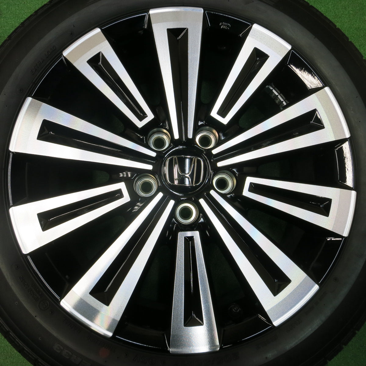 *送料無料*新車外し！23年★ホンダ RP8 ステップワゴン スパーダ 純正 205/55R17 ブリヂストン トランザ ER33 17インチ PCD114.3/5H★3121602イノ