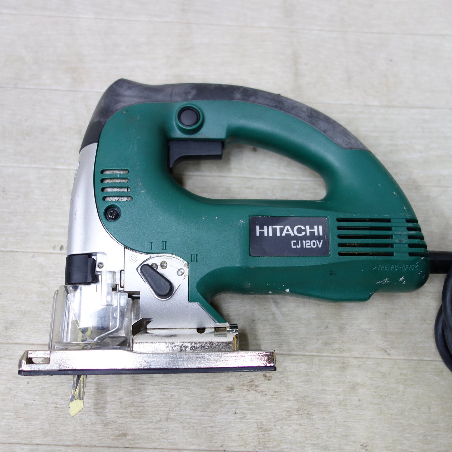 [送料無料] ◆HITACHI 日立工機 135mm CJ120V 電子ジグソー 切断機 無段変速 電動工具 100V◆
