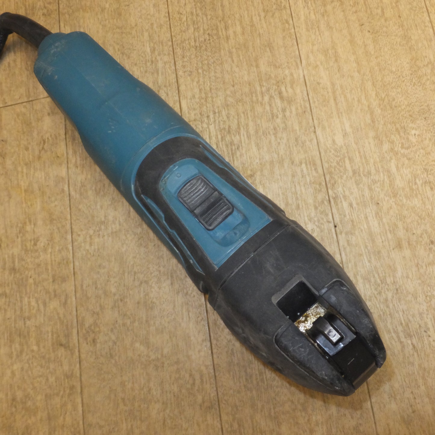[送料無料]★マキタ makita マルチツール TM3010CT　100V～ 3.4A 50-60Hz 320W★