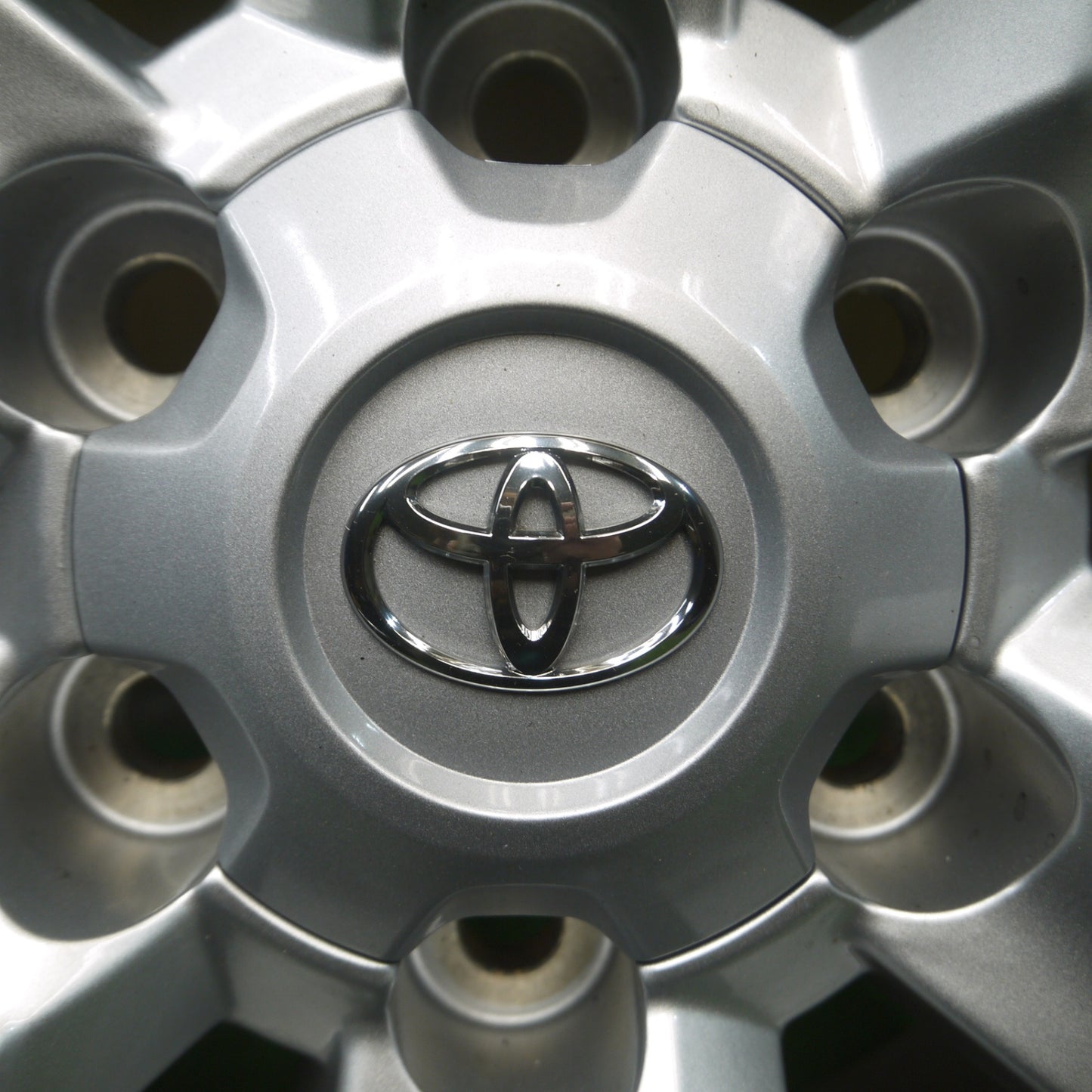 *送料無料* 新車外し！23年★トヨタ 150系 ランクル プラド 純正 265/65R17 ミシュラン LATITUDE TOUR 17インチ PCD139.7/6H★4022111Hノ