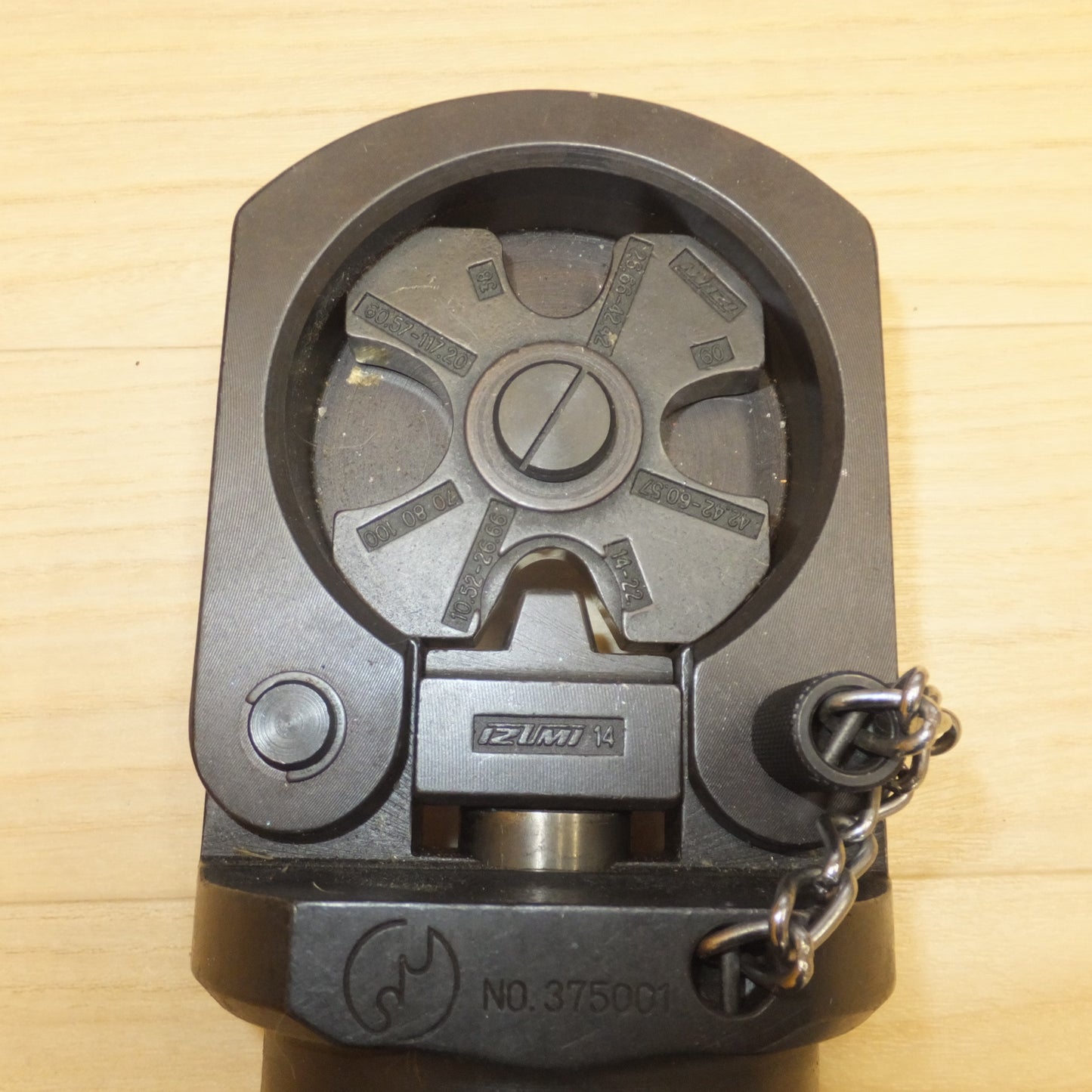 [送料無料] ★泉精器 IZUMI 手動油圧式工具 9号K　14mm2～100mm2　公称荷重 7.5ton★