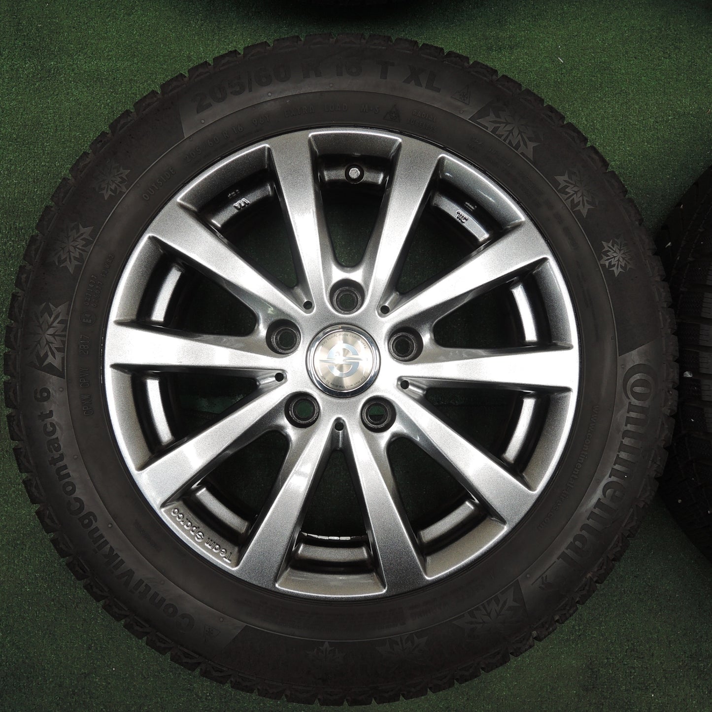 [送料無料] バリ溝！9分！キレイ★MINI ミニ 等 Team Sparco 205/60R16 スタッドレス コンチネンタル コンチバイキング コンタクト6 チームスパルコ 16インチ PCD120/5H★4011907TNス