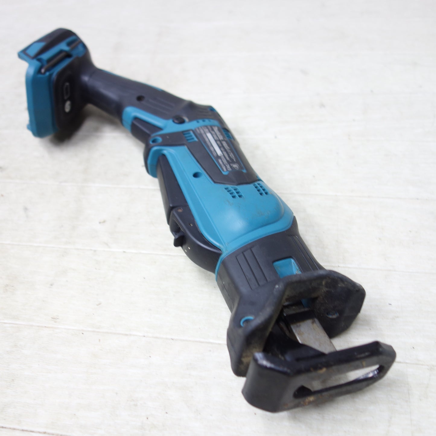 [送料無料] ◆makita マキタ 充電式レシプロソー JR184D 18V 電動工具 切断機 本体のみ◆