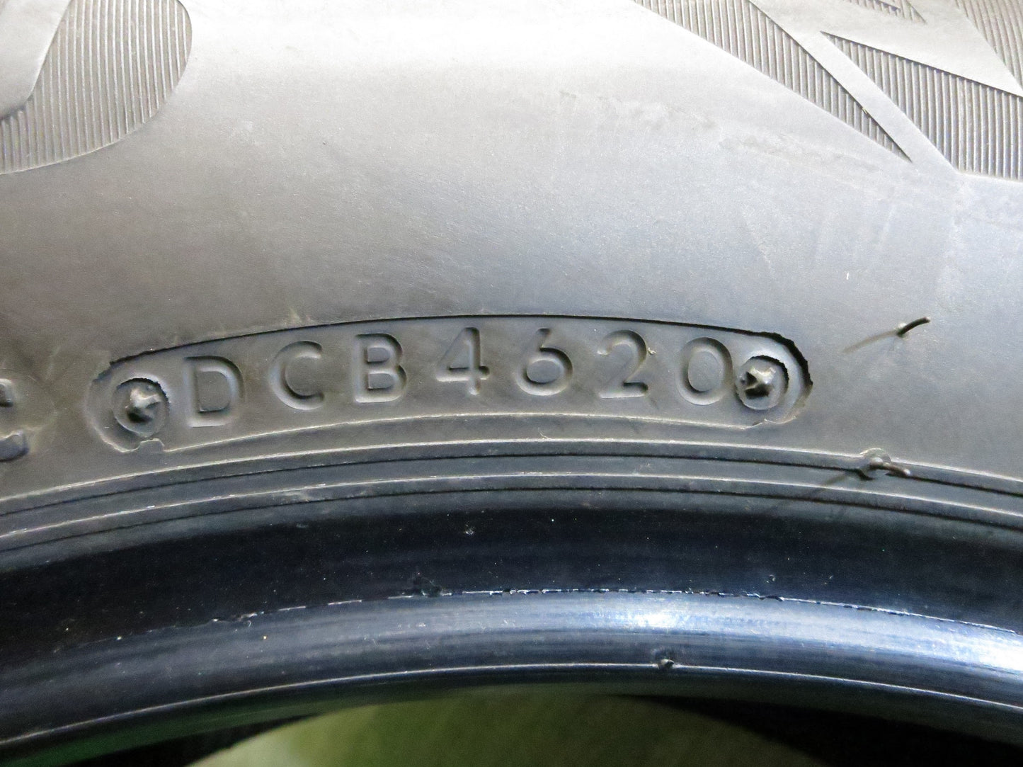 [送料無料]バリ溝！20年！9.5分★スタッドレス 235/60R18 ブリヂストン ブリザック DM-V3 タイヤ 18インチ レクサス NX RX CR-V 等★3021712Hスタ