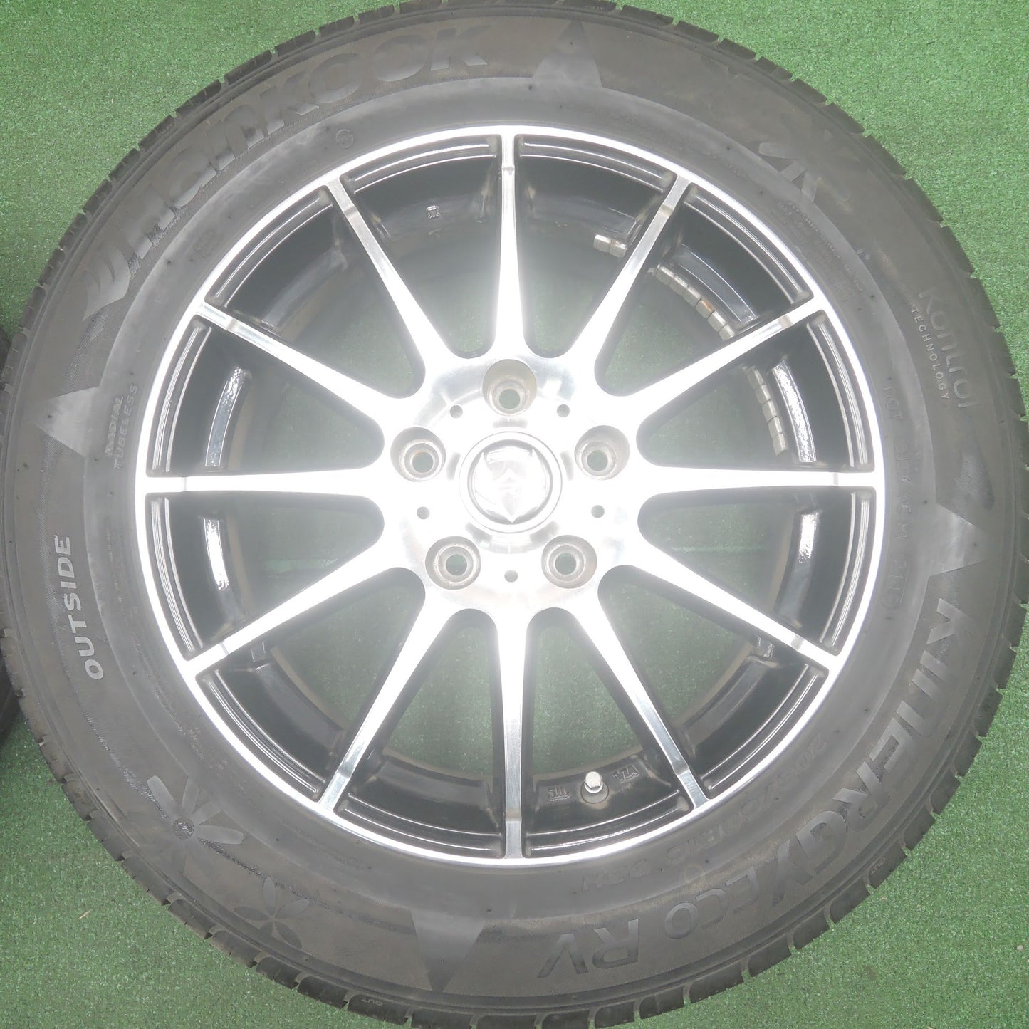 [送料無料]バリ溝！ほぼ10分★205/60R16 ハンコック キナジー エコ RV RiZLEY ライツレー 16インチ PCD114.3/5H★3111818HAノ
