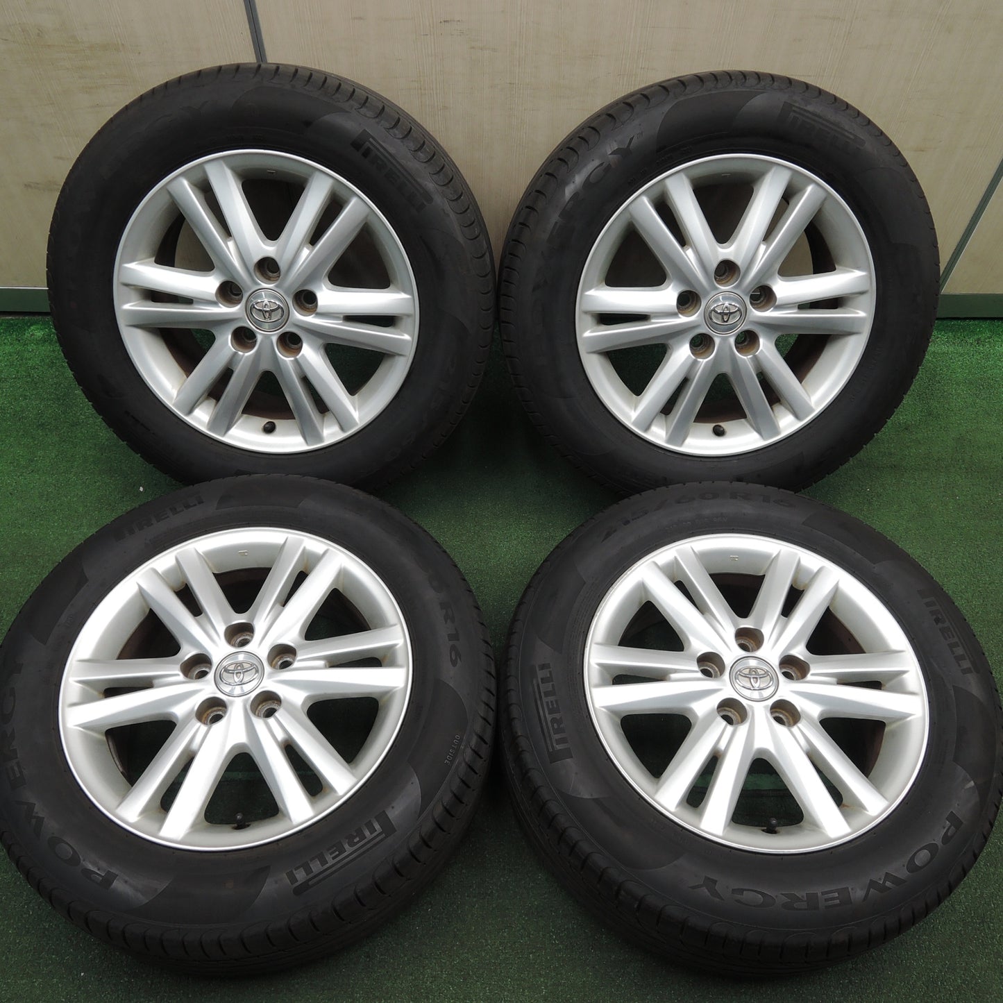 *送料無料* バリ溝！21年！8.5分★トヨタ マークX 純正 215/60R16 ピレリ パワジー 16インチ PCD114.3/5H★4021716HAノ