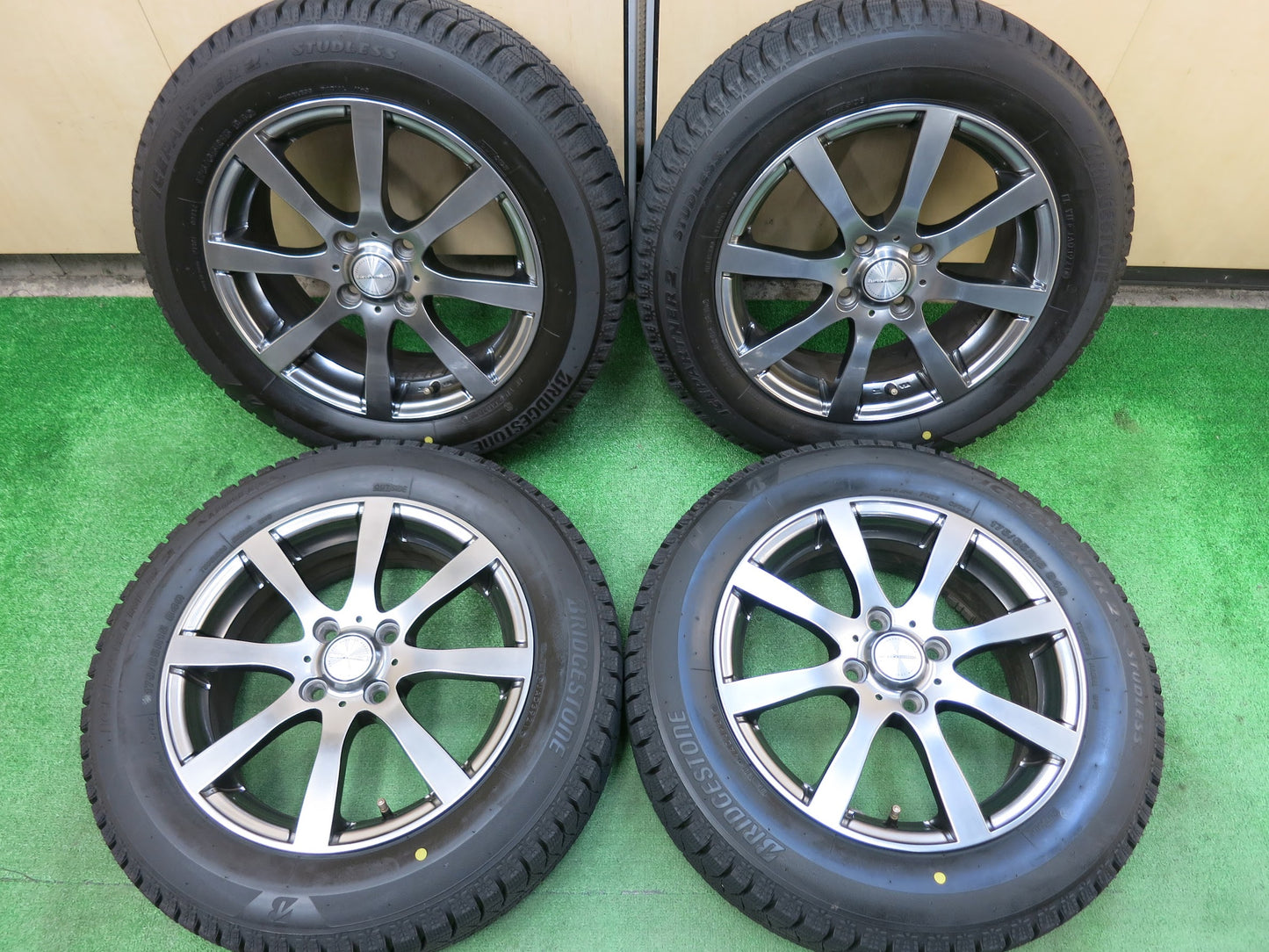 [送料無料]バリ溝！21年！キレイ！ほぼ10分★スタッドレス Euro Premium 175/65R15 ブリヂストン アイスパートナー2 ユーロプレミアム PCD100/4H★3030102ヒス