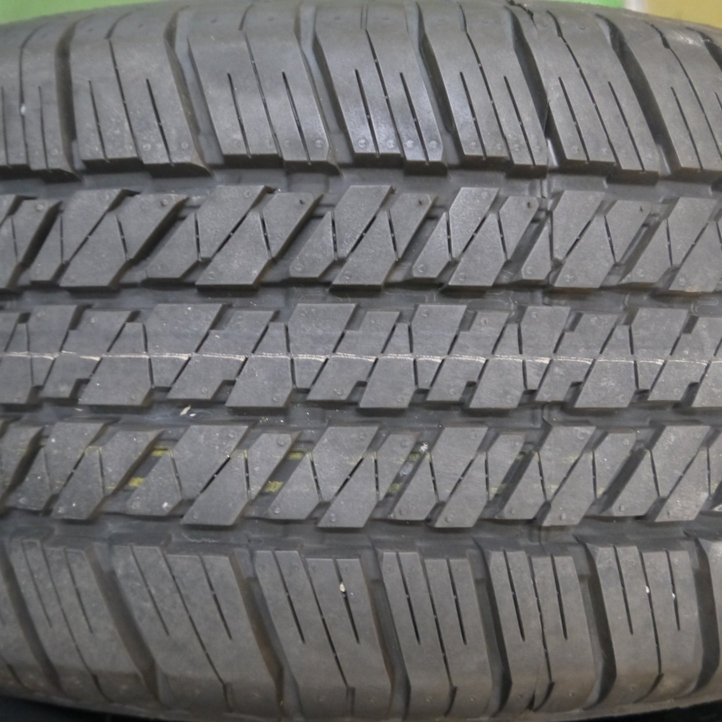 *送料無料* 新車外し！23年★265/60R18 ブリヂストン デューラー H/T 684Ⅱ タイヤ 18インチ ランクル プラド ハイラックス 等★4031209Hノタ