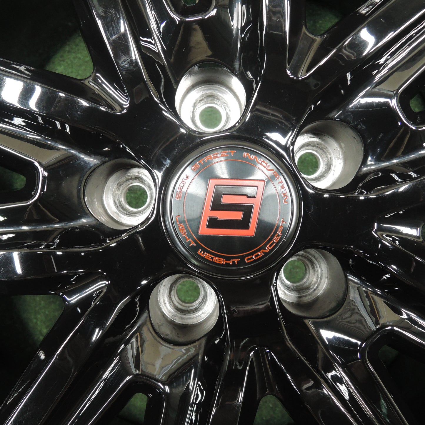 *送料無料*超バリ溝！22年！キレイ！9.5分以上★スタッドレス 225/60R17 トーヨー ウインター トランパス TX SEIN ザイン 17インチ PCD100/5H★3121605TNス