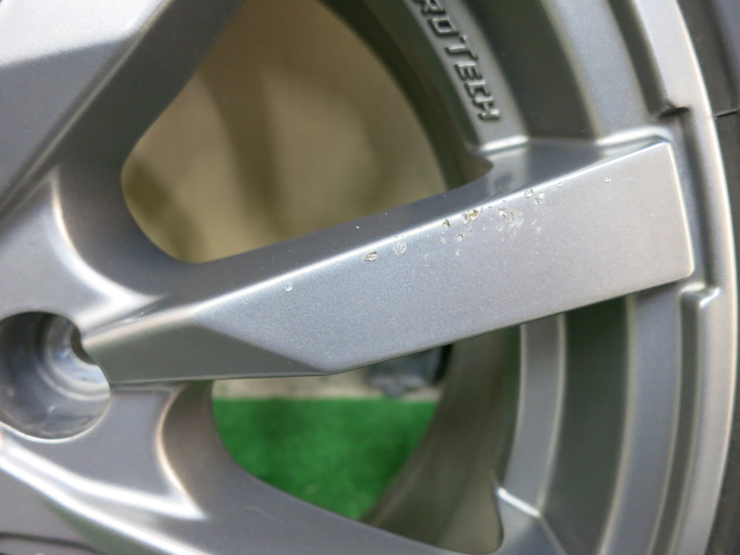 [送料無料]バリ溝！9分★ベンツ ワーゲン 等 EURO TECH205/55R16 スタッドレス ミシュラン X-ICE XI3 ユーロテック 16インチ PCD112/5H★3031001ヒス