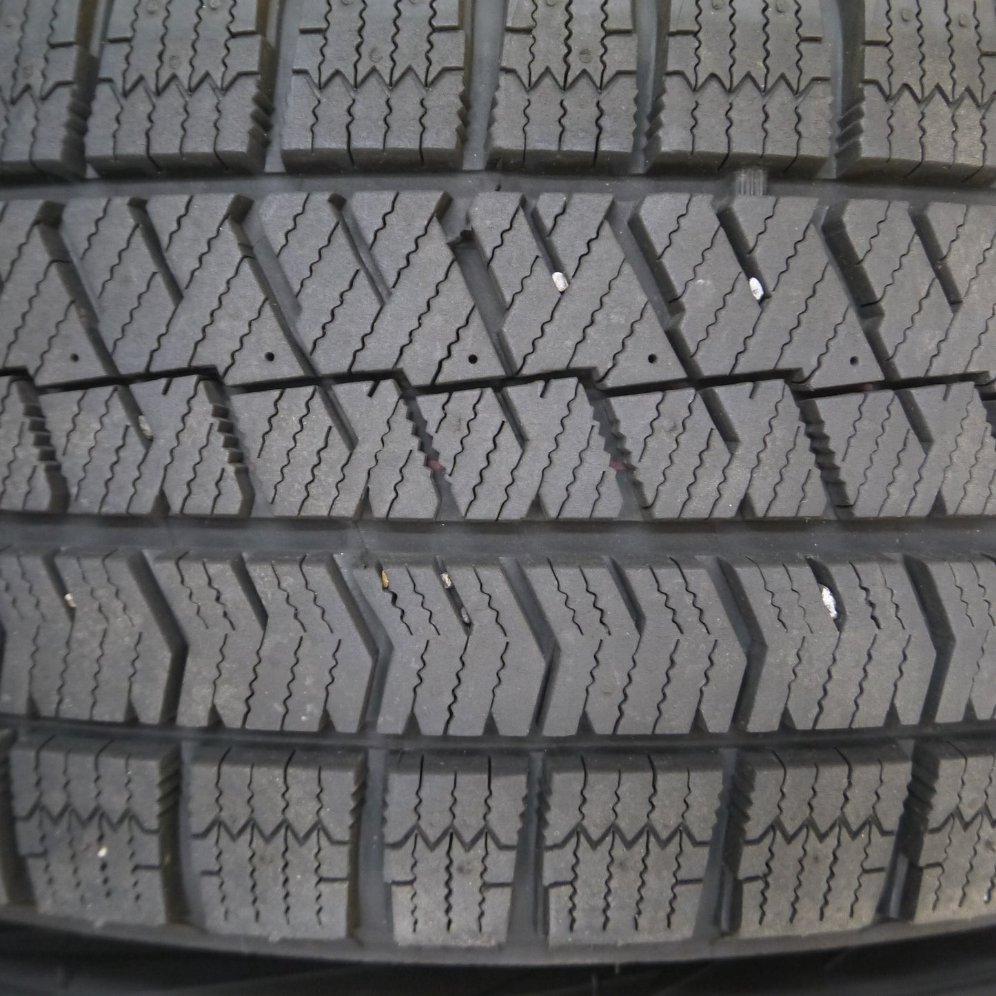 *送料無料*バリ溝！22年！キレイ！9.5分以上★スタッドレス 195/65R15 ブリヂストン ブリザック VRX2 BALMINUM バルミナ 15インチ PCD114.3/5H★3102507Hス