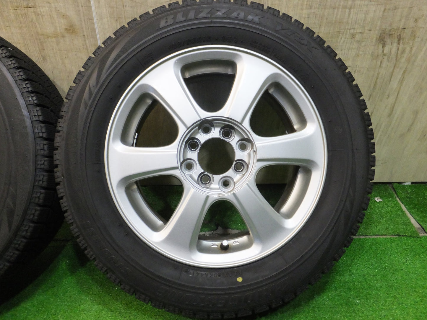 [送料無料]バリ溝！19年！9.5分★スタッドレス 185/65R15 ブリヂストン ブリザック VRX 社外 アルミ ホイール 15インチ PCD100/4H★2080510Hス