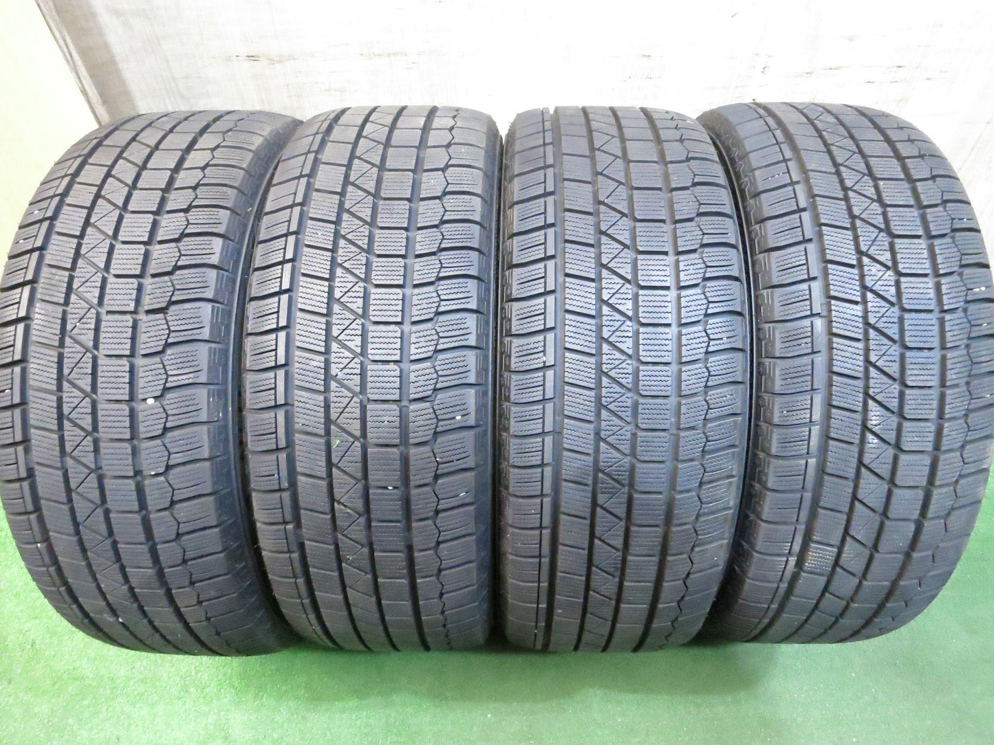 [送料無料]超バリ溝！19年！キレイ！9.5分以上★スタッドレス G.speed 225/45R18 ケンダ KR36 アイステック ネオ G.スピード 18インチ PCD114.3/5H★3022703Hス