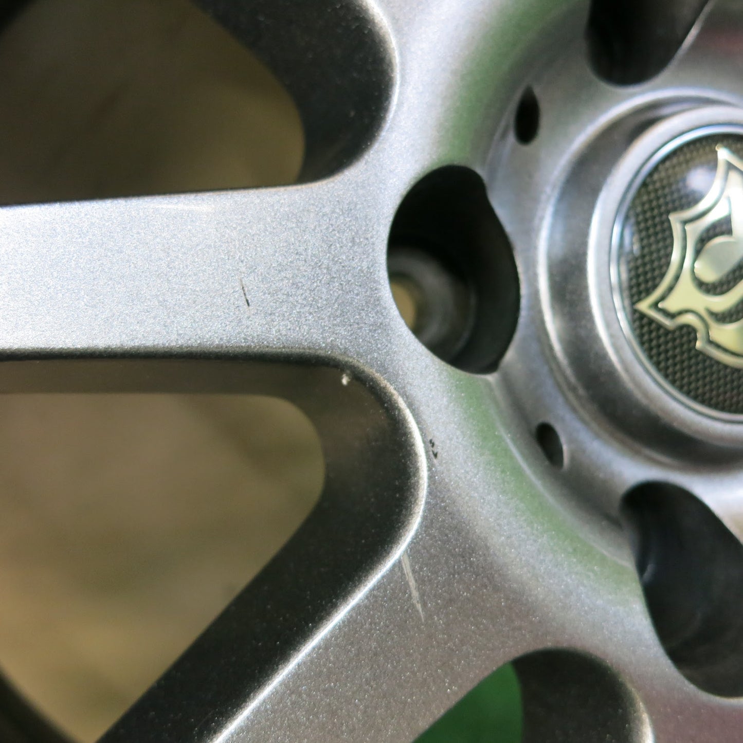 [送料無料]バリ溝！キレイ！9分★スタッドレス 215/50R17 ピレリ アイスアシンメトリコ 社外 アルミ ホイール 17インチ PCD114.3/5H★3071904ヒス