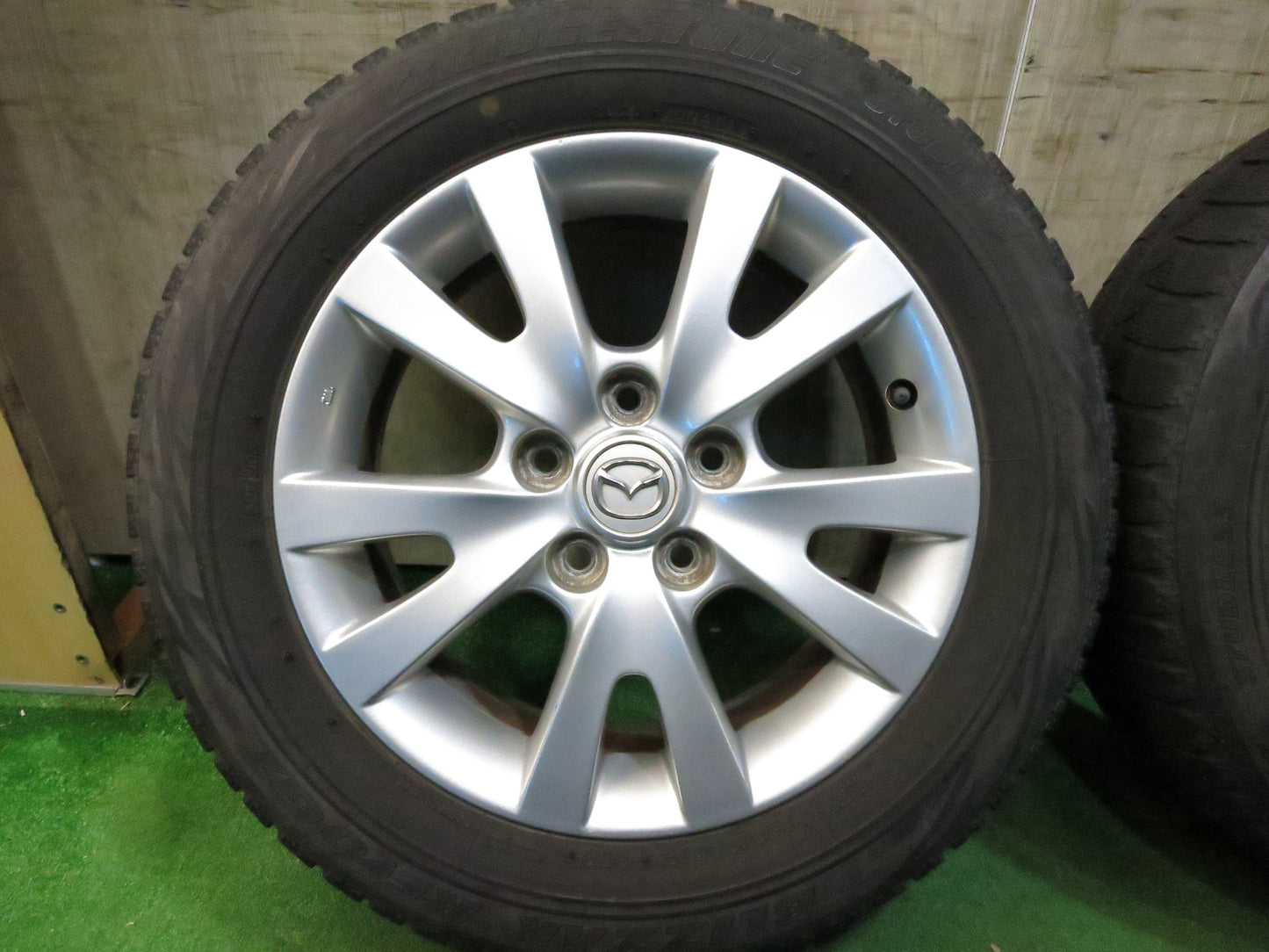 [送料無料]キレイ★マツダ アテンザ 純正 205/60R16 スタッドレス ブリヂストン ブリザック REVO GZ 16インチ PCD114.3/5H★2122803Hス