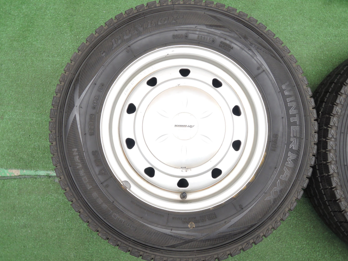[送料無料]バリ溝！9.5分★スタッドレス 165R13 6PR ダンロップ ウインターマックス SV01 TOPY SCHWARZ MV スチール PCD100 114.3/4H マルチ★3112513HAス