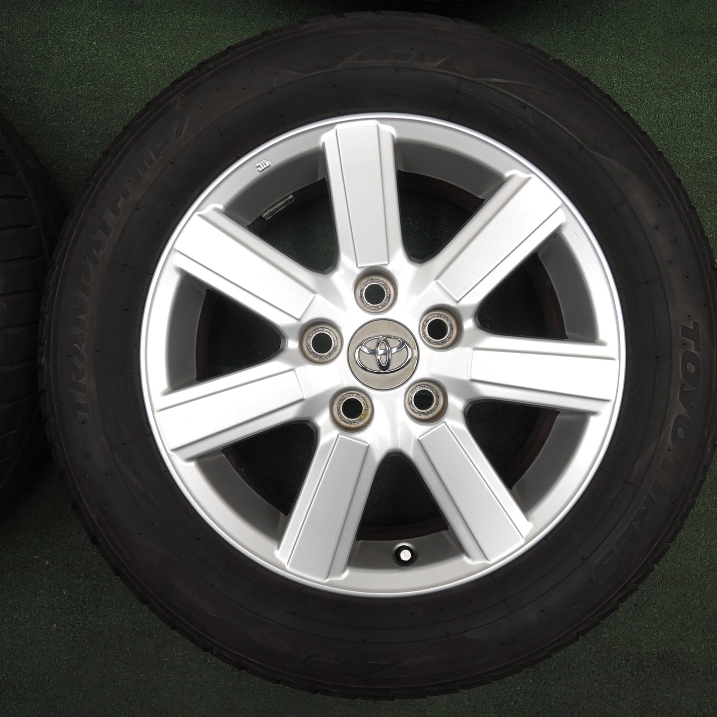 *送料無料* バリ溝！23年！キレイ！9.5分★トヨタ 70系 ヴォクシー 純正 205/60R16 トーヨー トランパス MPZ 16インチ PCD114.3/5H★4021305TNノ