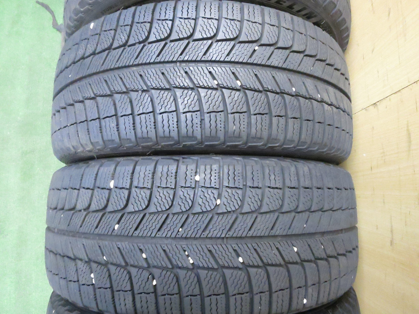 [送料無料]バリ溝！19年！キレイ！9分★レクサス IS300h バージョンL 後期 純正 225/45R17 スタッドレス ミシュラン X-ICE3+ 17インチ PCD114.3/5H★3020312Hス