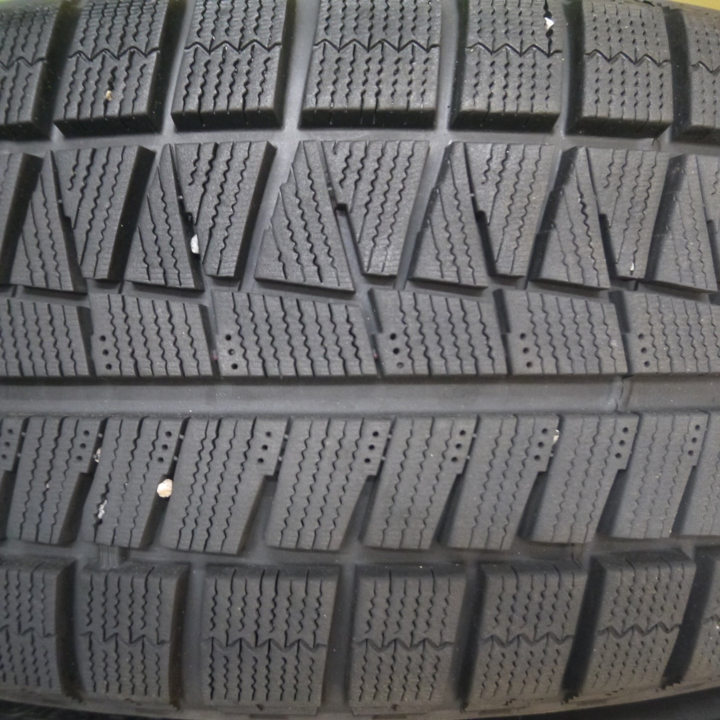 *送料無料* バリ溝！22年！9.5分★86 BRZ等 CROSS SPEED 215/45R17 スタッドレス ブリヂストン アイスパートナー2 クロススピード PCD100/5H★4021904Hス