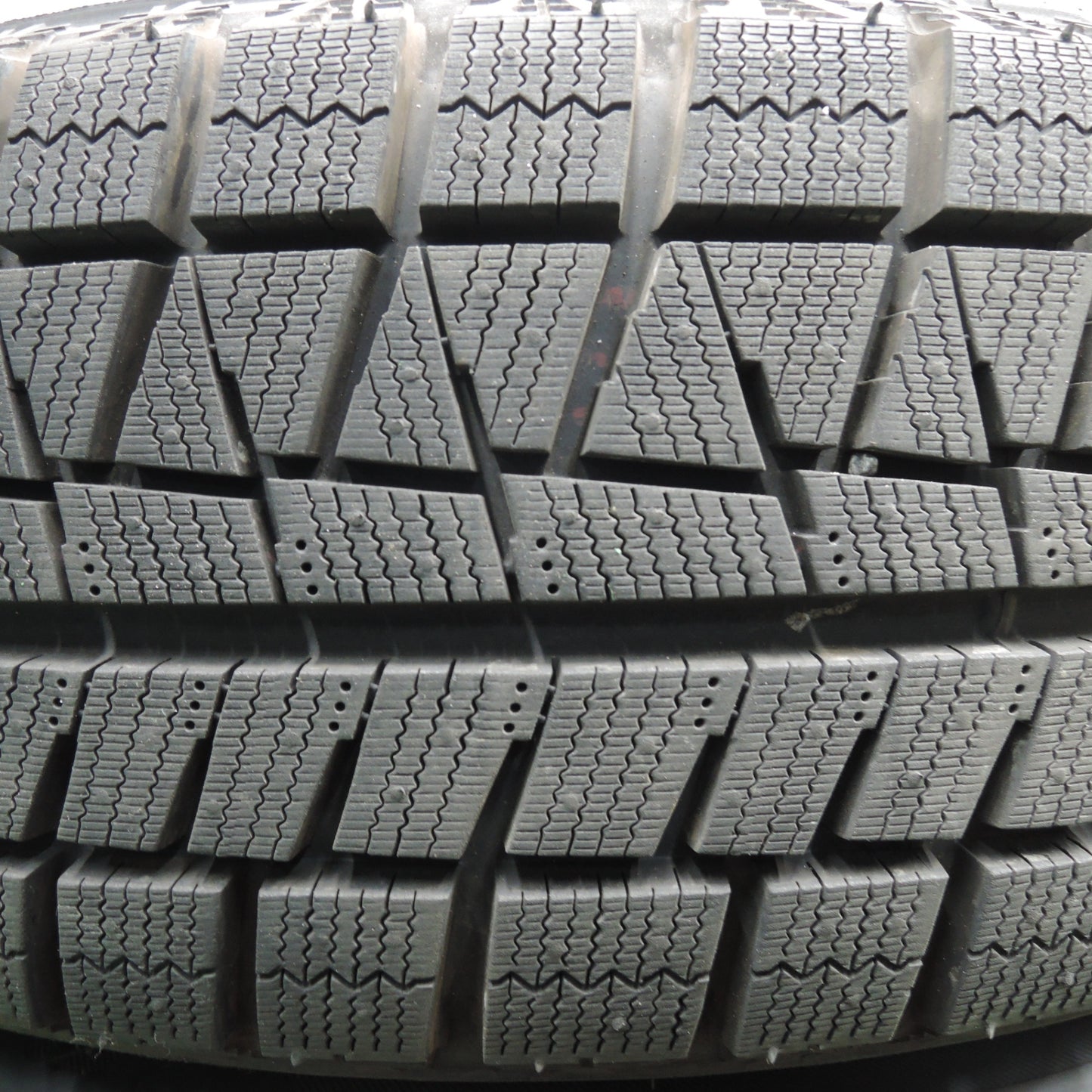 *送料無料* タイヤほぼ未使用！22年！キレイ★プリウス等 195/65R15 スタッドレス ブリヂストン アイスパートナー2 ravrion ラブリオン 15インチ PCD100/5H★4022206HAス