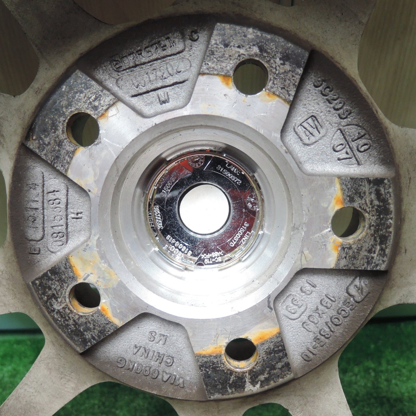 [送料無料]バリ溝！キレイ！9分★スタッドレス 195/65R15 ブリヂストン ブリザック VRX ECO FORME エコフォルム 15インチ PCD114.3/5H★3091001NJス