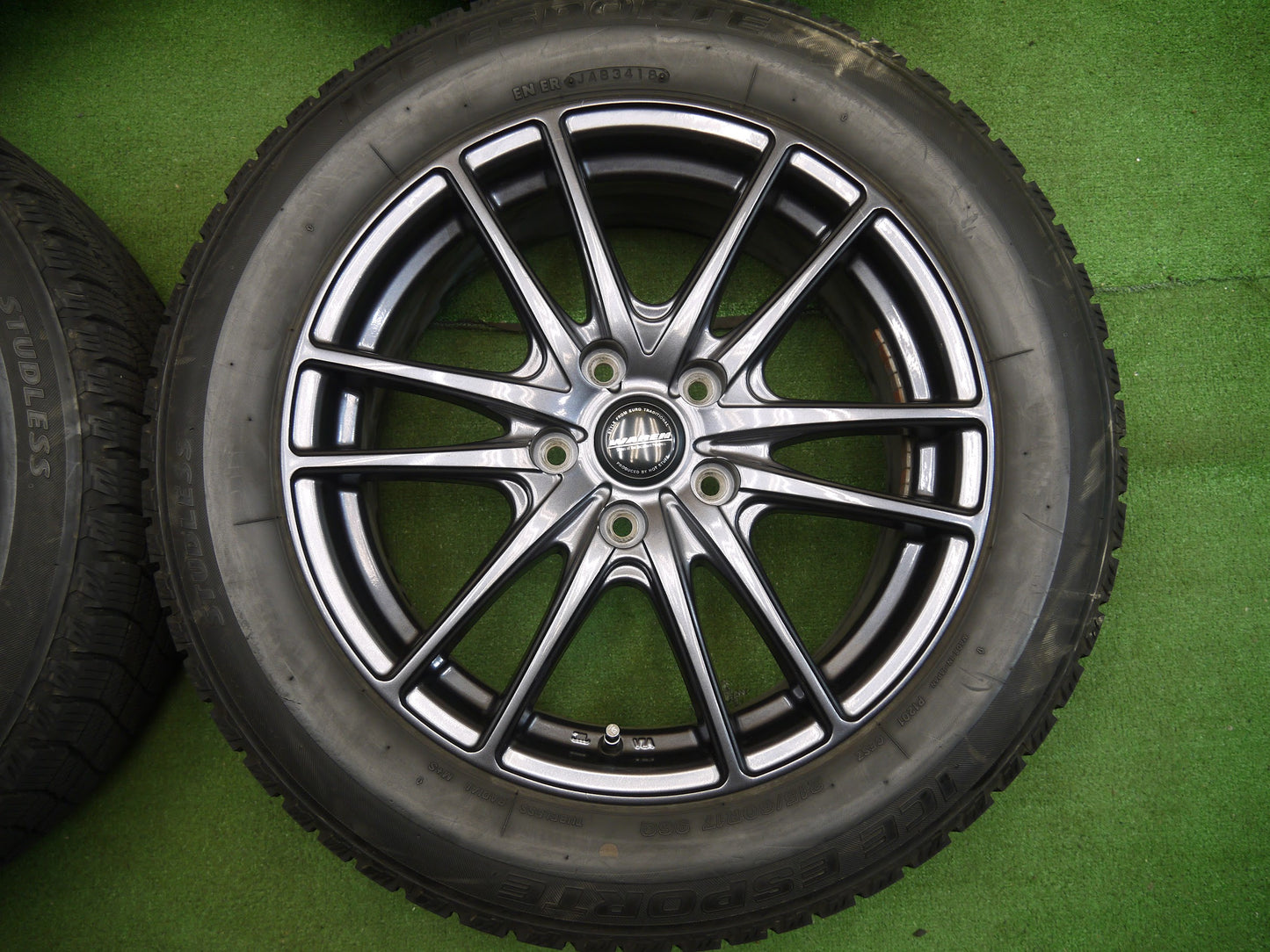 [送料無料]4本価格！18年★スタッドレス 215/60R17 アイスエスポルテ WAREN HOT STUFF ヴァーレン 17インチ PCD114.3/5H★2121311クス