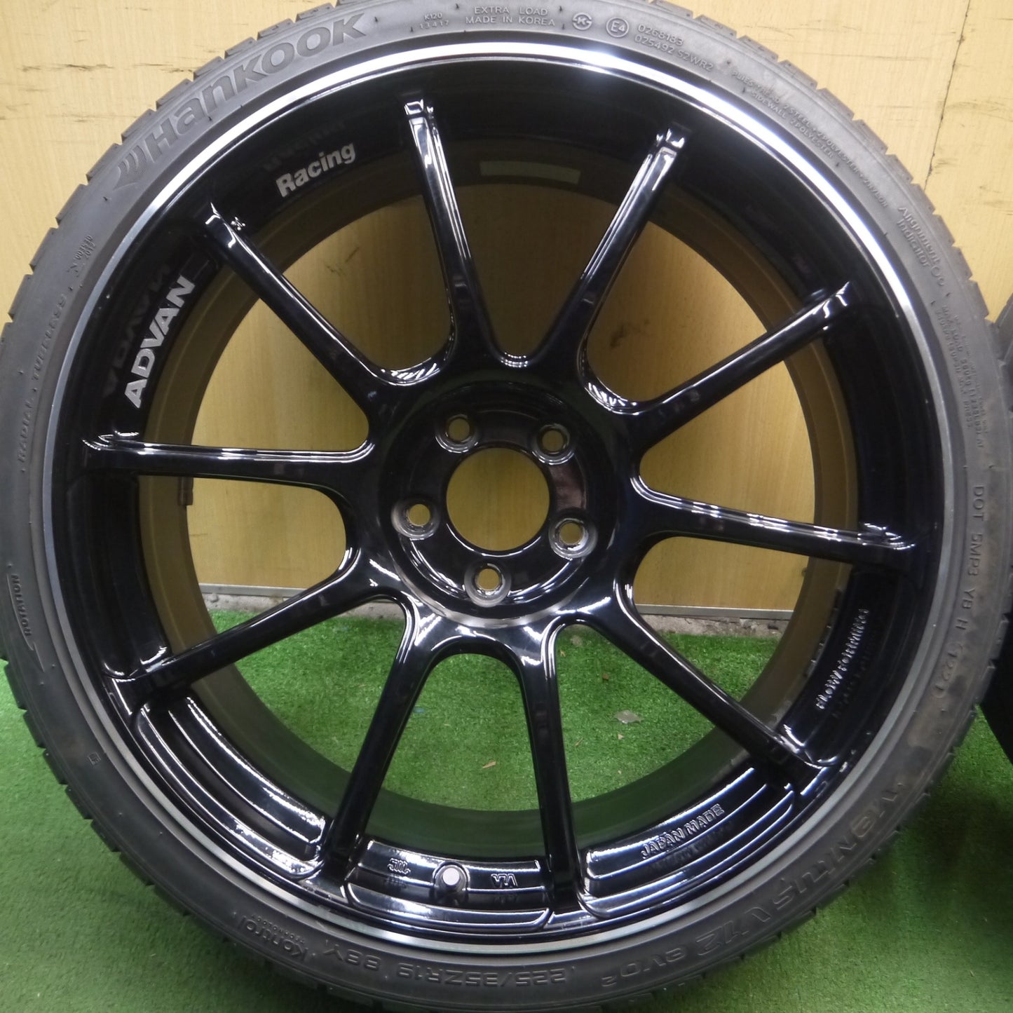 *送料無料* キレイ★86 BRZ 等 ADVAN Racing RZ2 225/35R19 ハンコック ベンタス V12 evo2 アドバン レーシング PCD100/5H★4022004Hノ