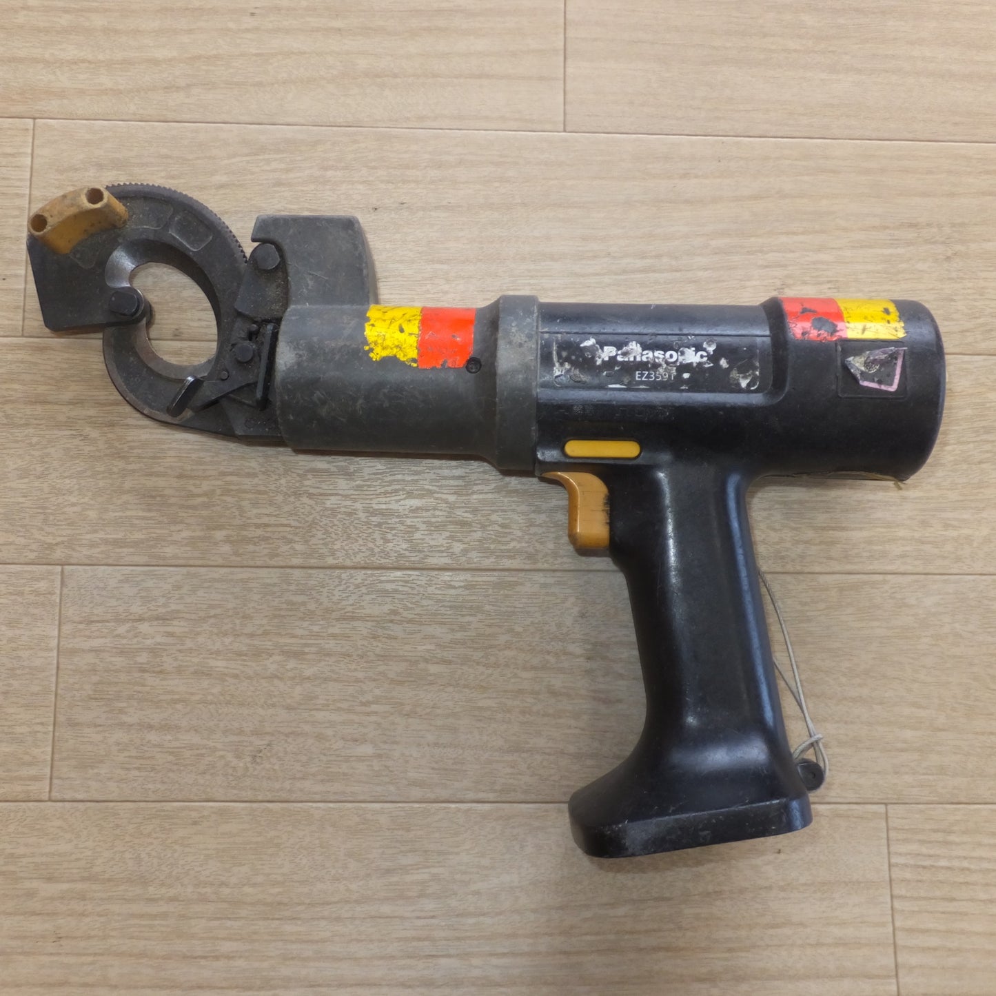 [送料無料] 現状品★パナソニック Panasonic 充電ケーブルカッター EZ3591 DC12V 本体のみ★
