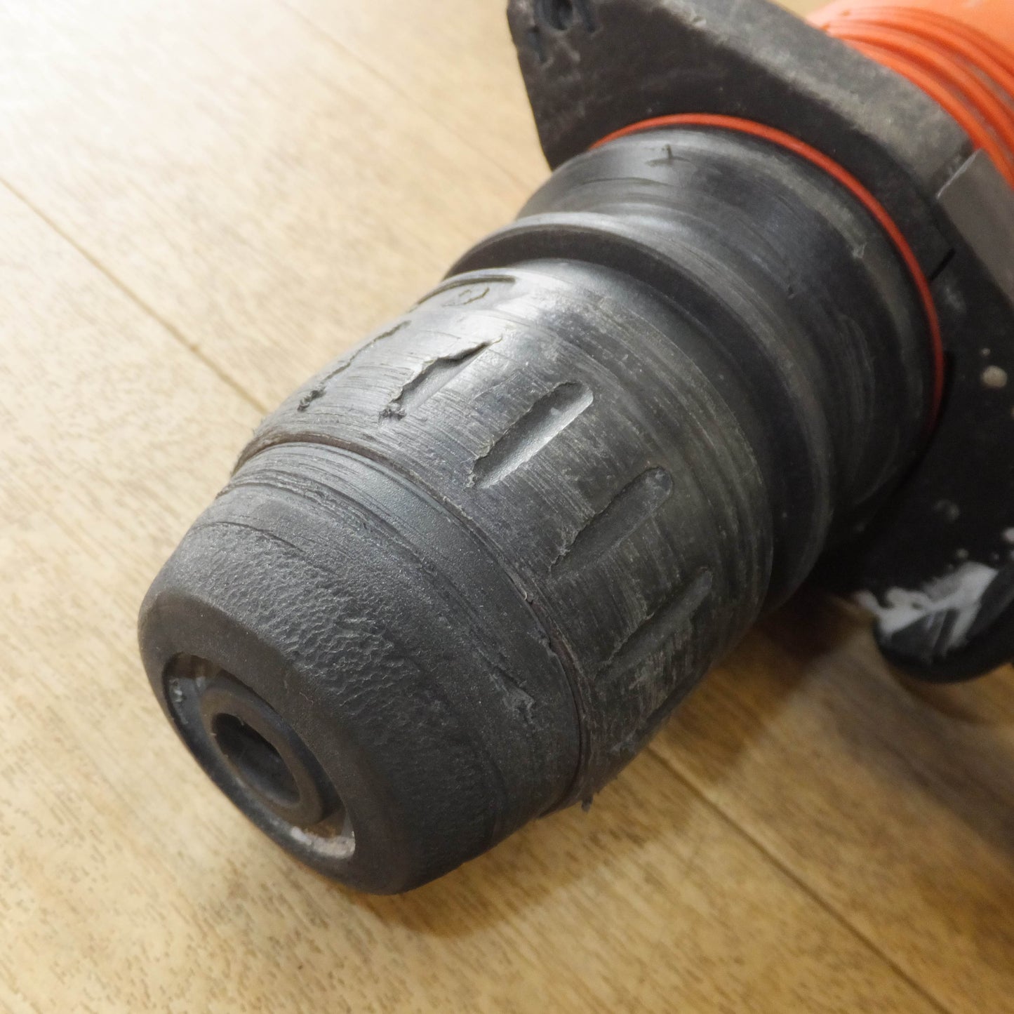[送料無料]★ヒルティ HILTI ロータリーハンマードリル TE6-S　100V 650W 50-60Hz★