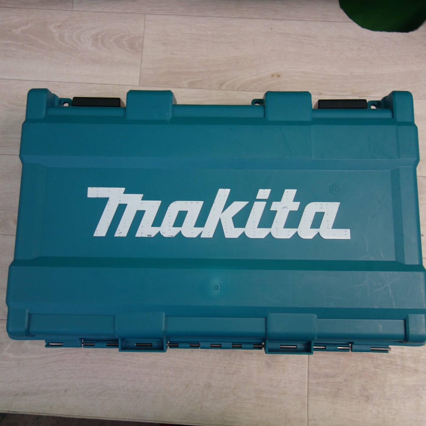 [送料無料] ☆Makita マキタ 充電式 マルチツール TM51DRG 18V/6.0Ah バッテリ1個付 DC18RC 切断 剥離 研削 工具 DIY 大工道具 電動工具☆