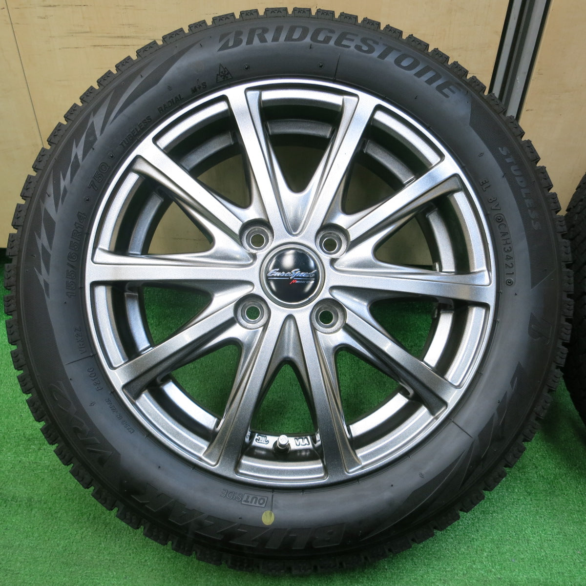 *送料無料*バリ溝！21年！キレイ！8.5分★スタッドレス 155/65R14 ブリヂストン ブリザック VRX2 EuroSpeed MANARAY SPORT 14インチ PCD100/4H★3121904イス