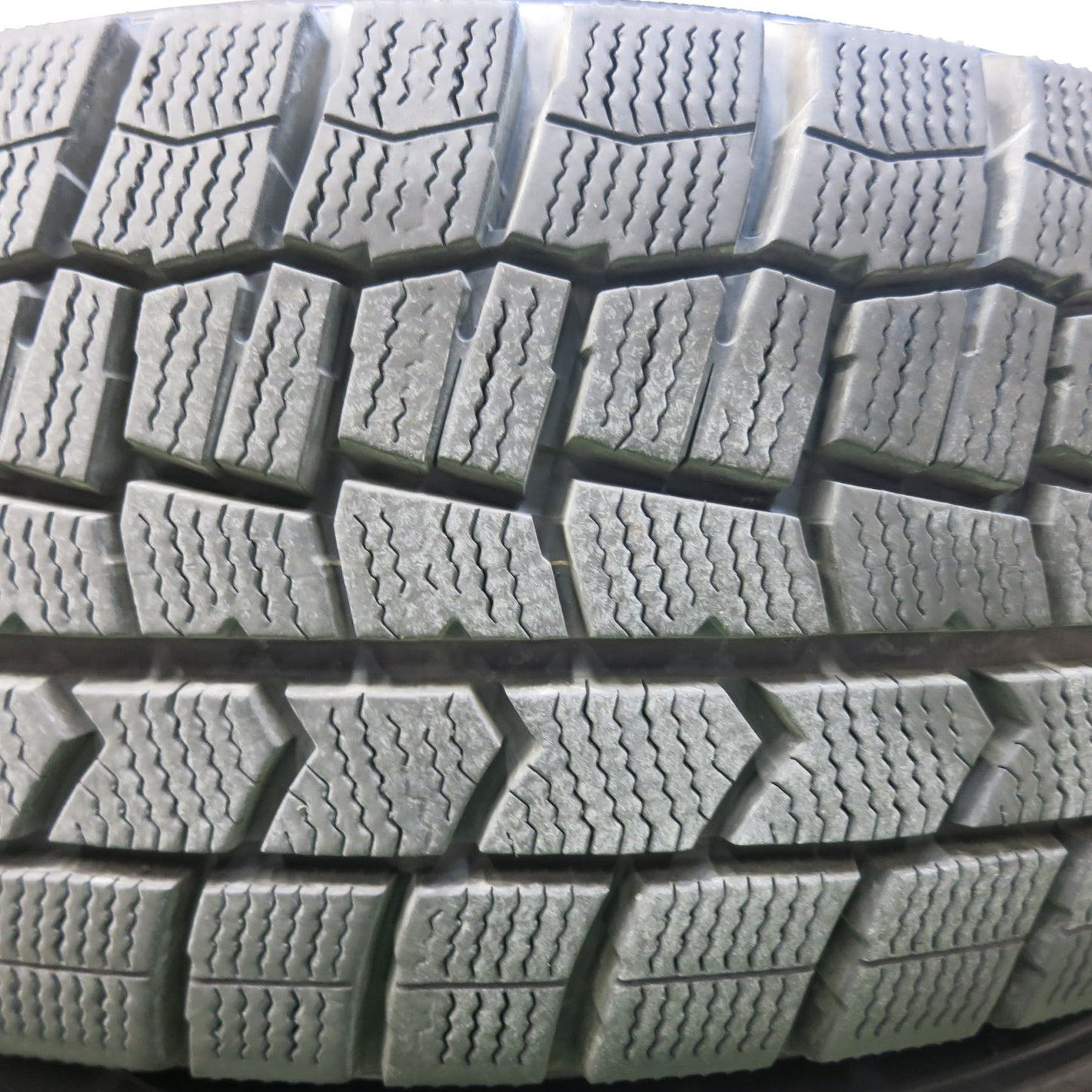 [送料無料]バリ溝！21年！綺麗！9.5分★スタッドレス 195/65R15 ダンロップ ウインターマックス WM02 Exceeder HOT STUFF エクシーダー PCD114.3/5H★3031503ヒス