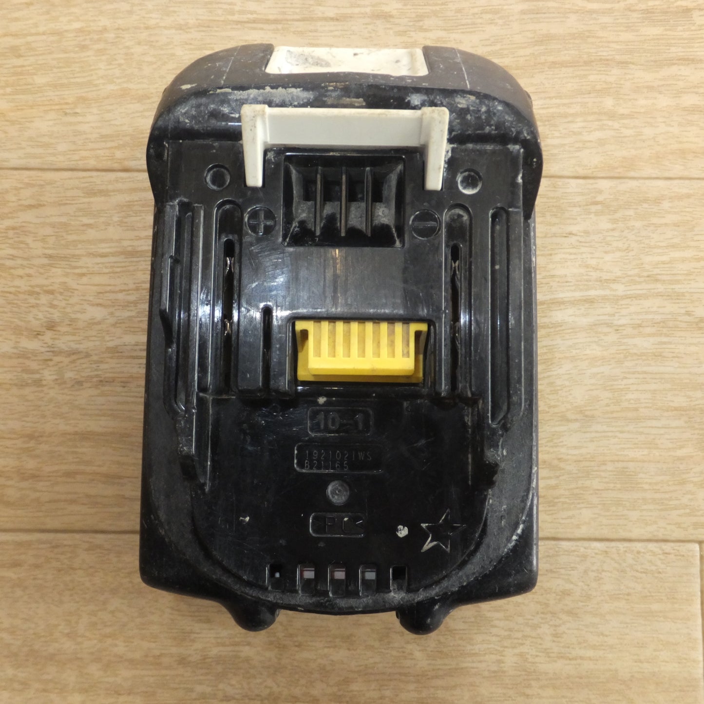 [送料無料] ★マキタ makita Li-ion バッテリ BL1850B　DC18V 5.0Ah 90Wh★