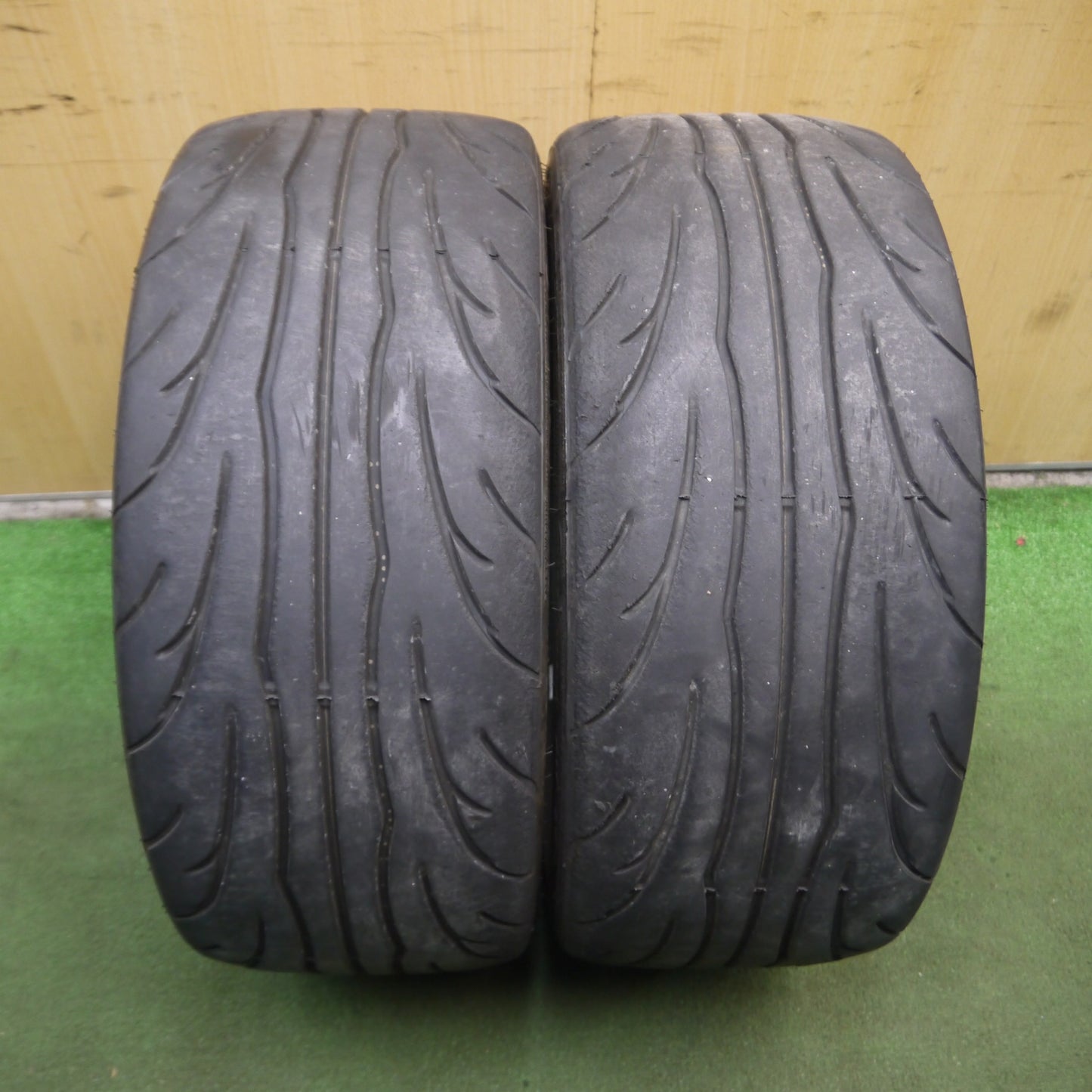*送料無料* バリ溝！22年！8.5分★235/40R18 ナンカン Sportnex NS-2R タイヤ 18インチ マーク2 シビック グロリア セドリック MPV 等★4021412Hノタ