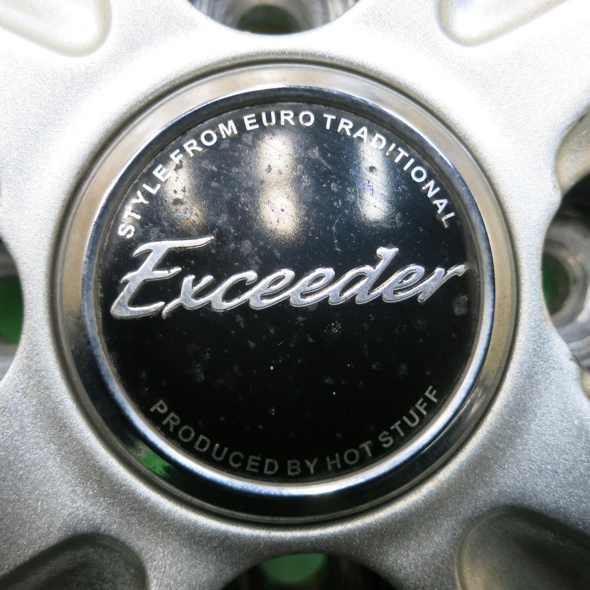 *送料無料*バリ溝！22年！9.5分以上★スタッドレス 185/65R15 ハンコック ウインター アイセプト IZ2A Exceeder エクシーダー 15インチ PCD100/4H★4013107イス