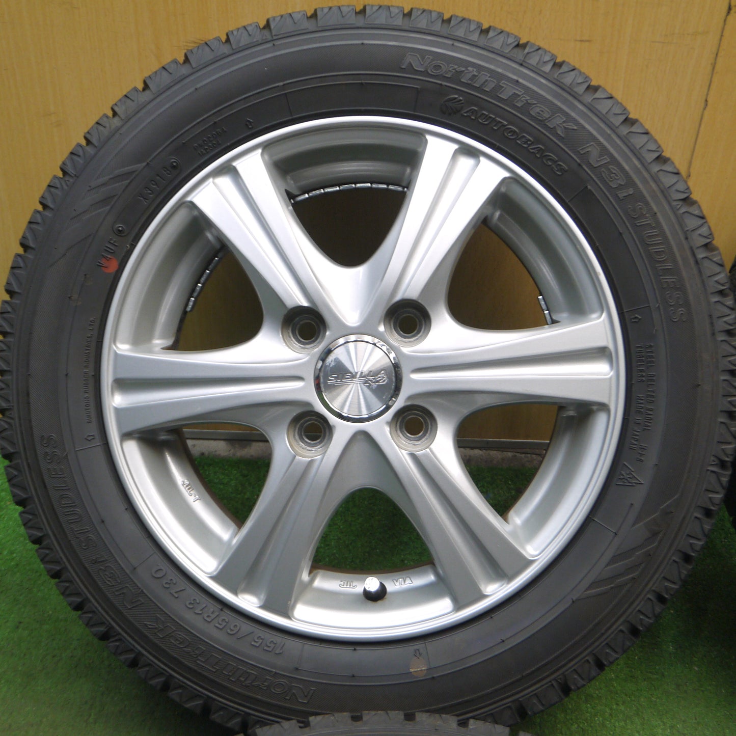 *送料無料*バリ溝！ほぼ10分★スタッドレス 155/65R13 オートバックス ノーストレック N3i SIBILLA RZ シビラ 13インチ PCD100/4H★4011012KKス