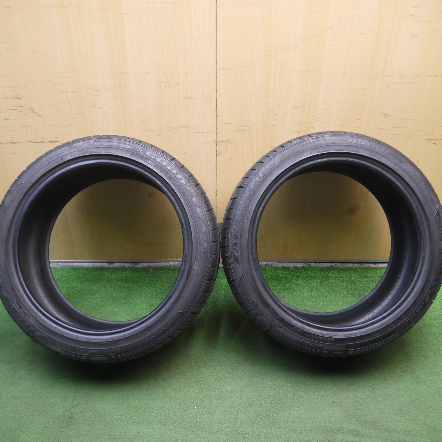 *送料無料*バリ溝！9.5分★255/40R18 グッドイヤー イーグル LS EXE タイヤ 18インチ レクサス BMW 等★3112806Hノタ