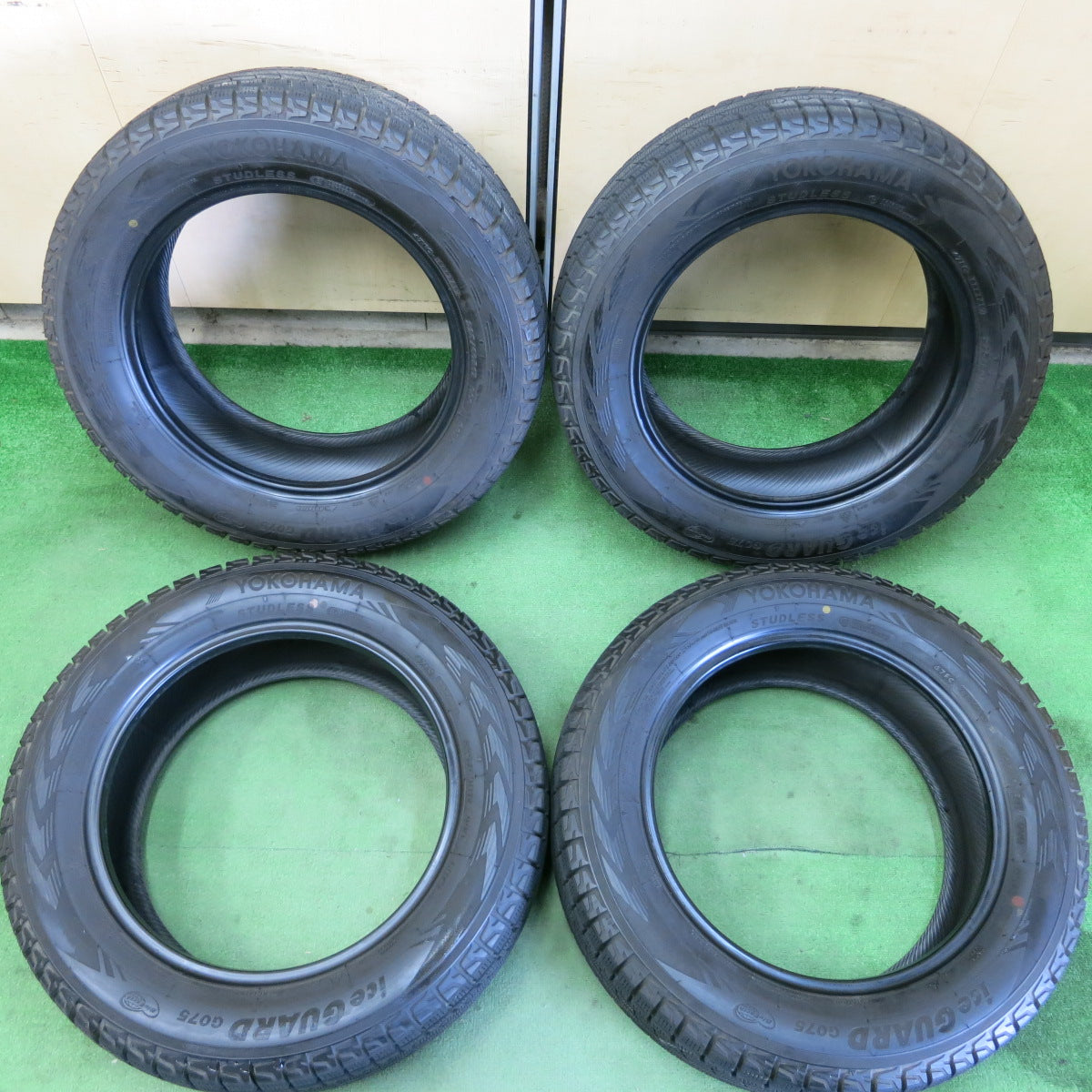 *送料無料*バリ溝！19年！9.5分★スタッドレス 225/60R17 ヨコハマ アイスガード G075 タイヤ 17インチ レガシィ アウトバック フォレスター 等★3101306イスタ