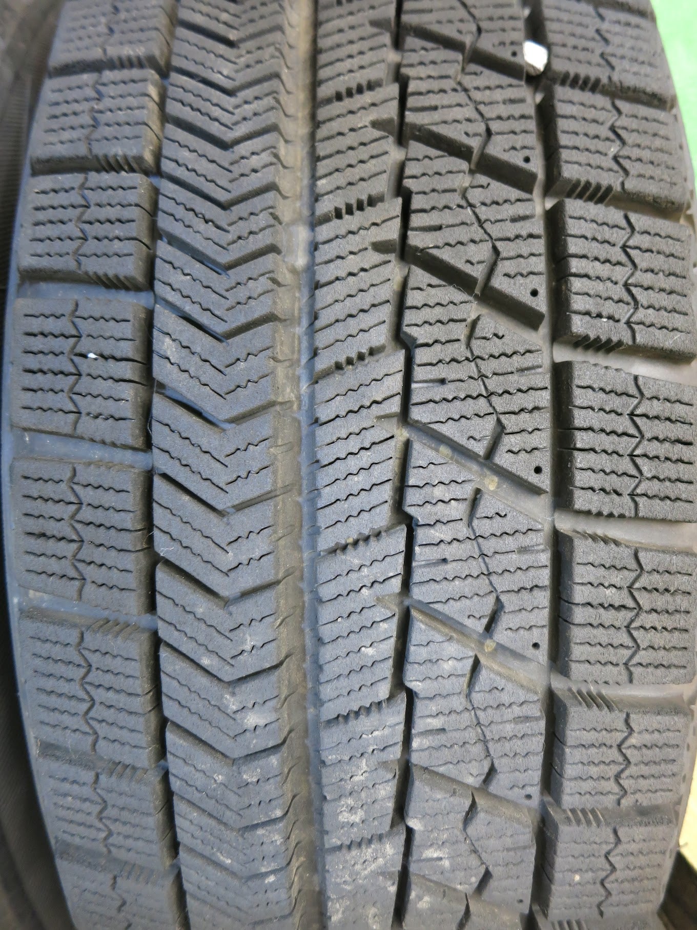 [送料無料]バリ溝！18年！8.5分★スタッドレス 165/65R14 ブリヂストン ブリザック VRX PREO プレオ 14インチ PCD100/4H★2091402Hス
