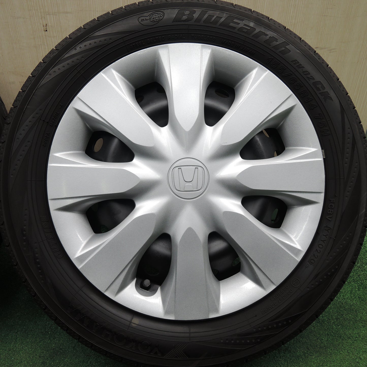 *送料無料*バリ溝！20年！キレイ！9.5分以上★ホンダ N-WGN 純正 スチール 155/65R14 ヨコハマ ブルーアース RV-02 CK 14インチ PCD100/4H★3121006HAノ