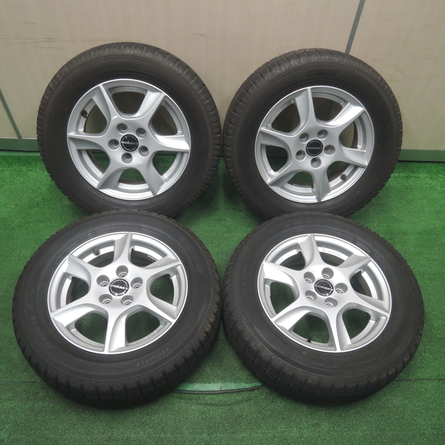[送料無料]バリ溝！キレイ！8.5分★ワーゲン 等 185/65R14 スタッドレス トーヨー ガリット G5 BORBET ボルベット 14インチ PCD100/5H★3101709SYス