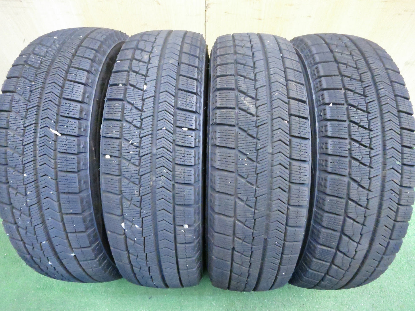 [送料無料]バリ溝！19年！9.5分★スタッドレス 155/65R13 ブリヂストン ブリザック VRX スチール ホイール 13インチ PCD100/4H★3013105Hス
