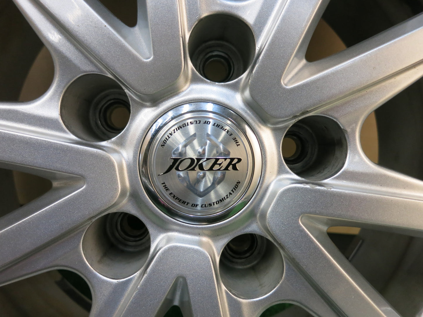 [送料無料]バリ溝！19年！9.5分★スタッドレス 215/60R16 ブリヂストン ブリザック VRX2 JOKER weds ジョーカー 16インチ PCD114.3/5H★3030404ヒス