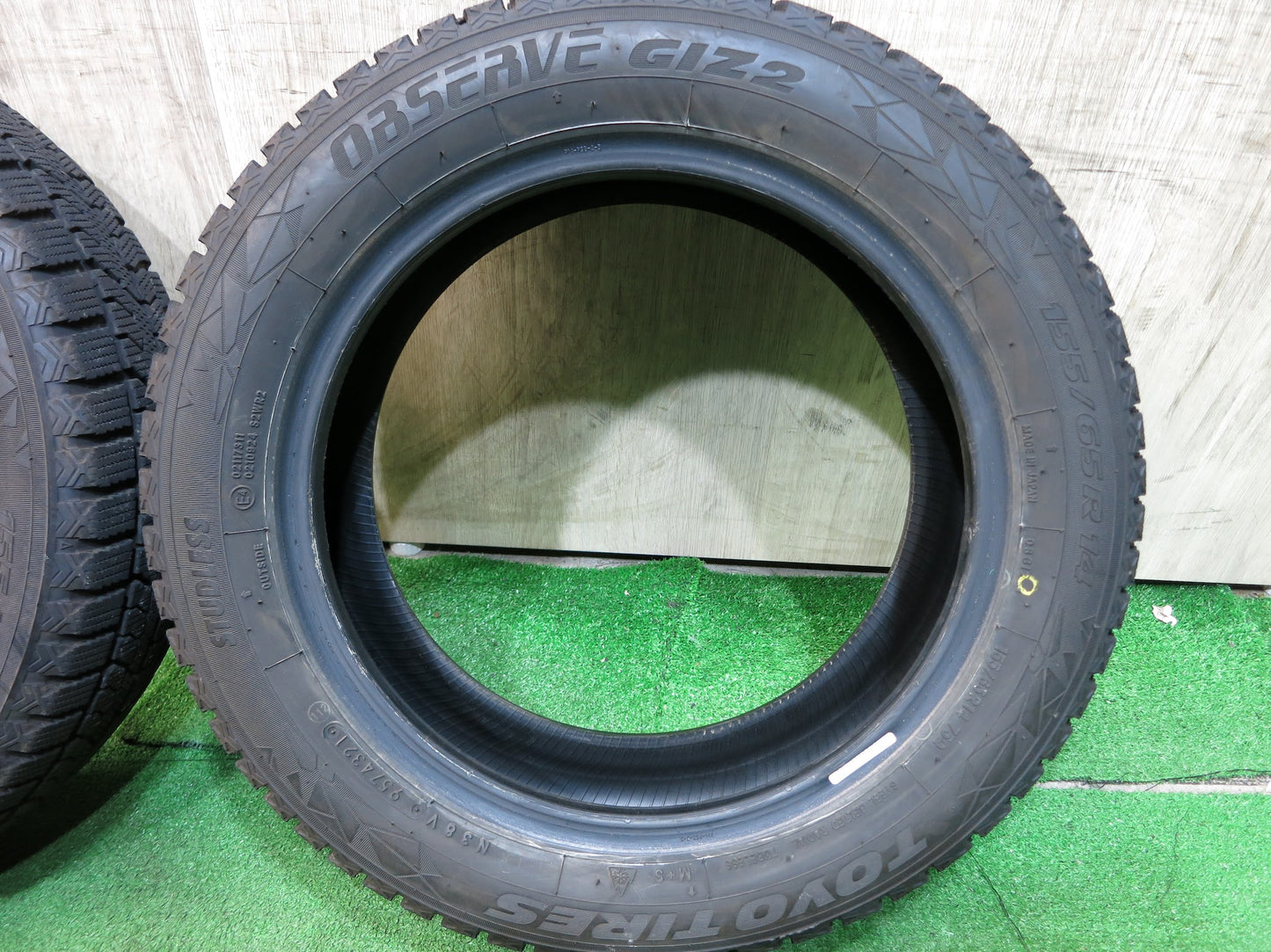 [送料無料]バリ溝！21年！ほぼ10分★スタッドレス 155/65R14 トーヨー オブザーブ GIZ2 タイヤ 14インチ スペーシア ワゴンR アルト ムーブ 等★2103103Hスタ