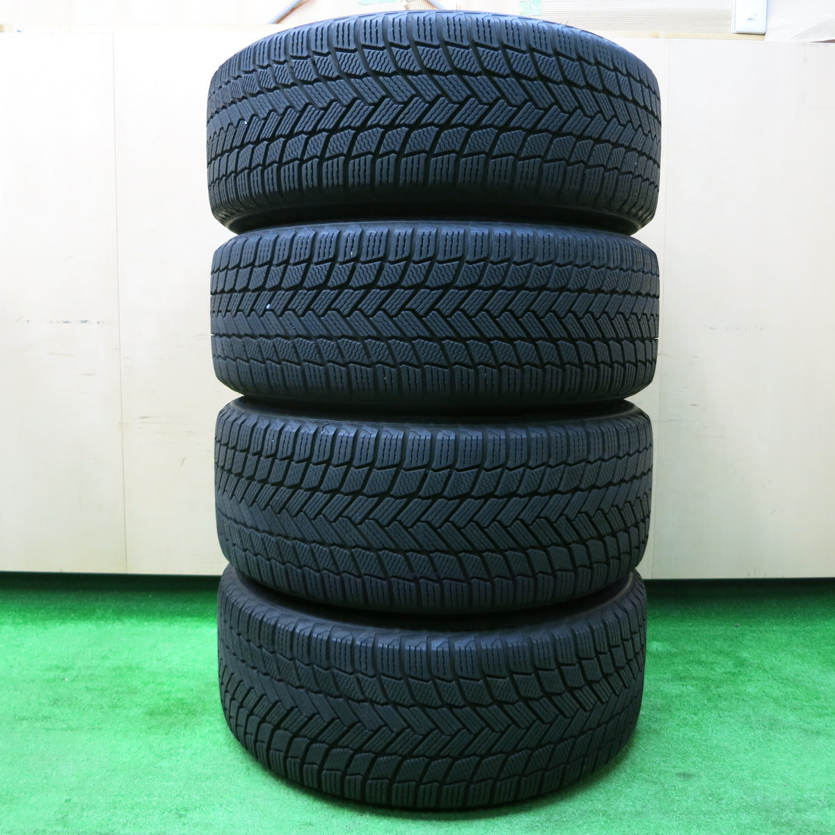 *送料無料*バリ溝！21年！キレイ！9.5分★ベンツ 等 BORBET 255/50R19 スタッドレス ミシュラン X-ICE SNOW SUV ボルベット 19インチ PCD112/5H★3112409イス