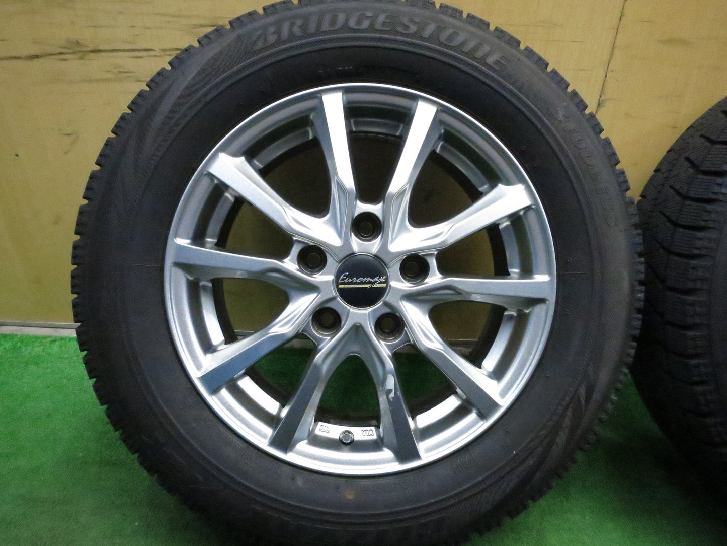 [送料無料]バリ溝！19年！綺麗！9分★スタッドレス 195/65R15 ブリヂストン ブリザック VRX Euromax MANARAY ユーロマックス 15インチ PCD114.3/5H★3020102Hス