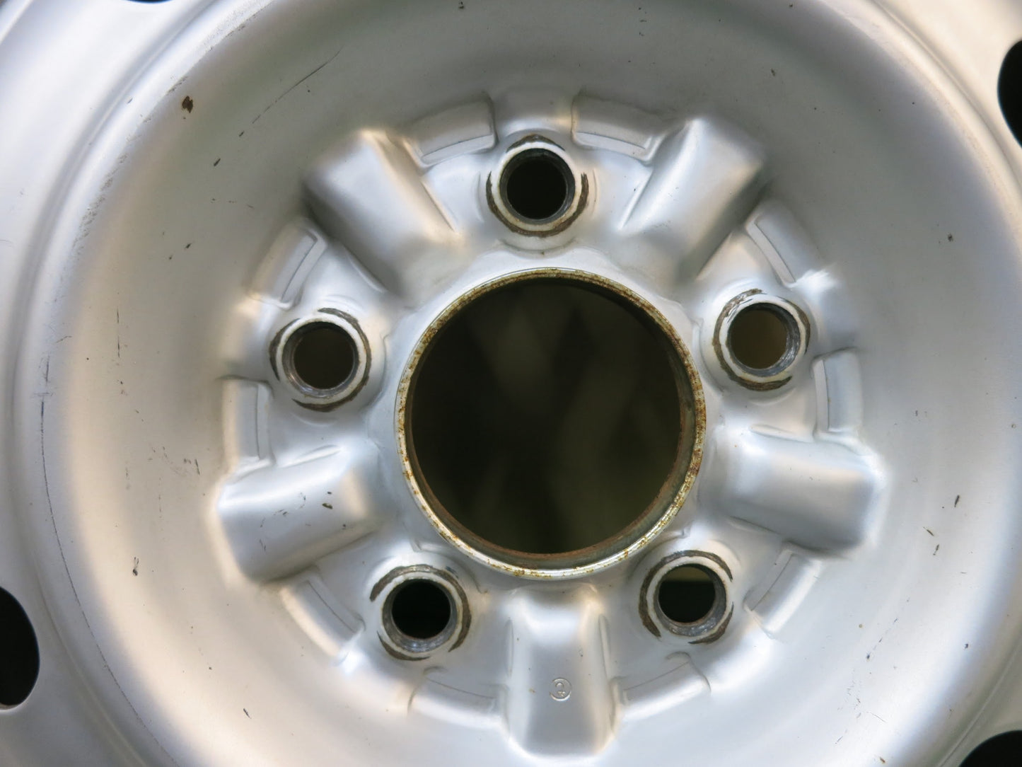 [送料無料]超バリ溝！20年！ほぼ10分★スタッドレス 175/80R15 ケンダ KR36 アイステック ネオ スチール ホイール 15インチ PCD114.3/5H★3011805ヒス