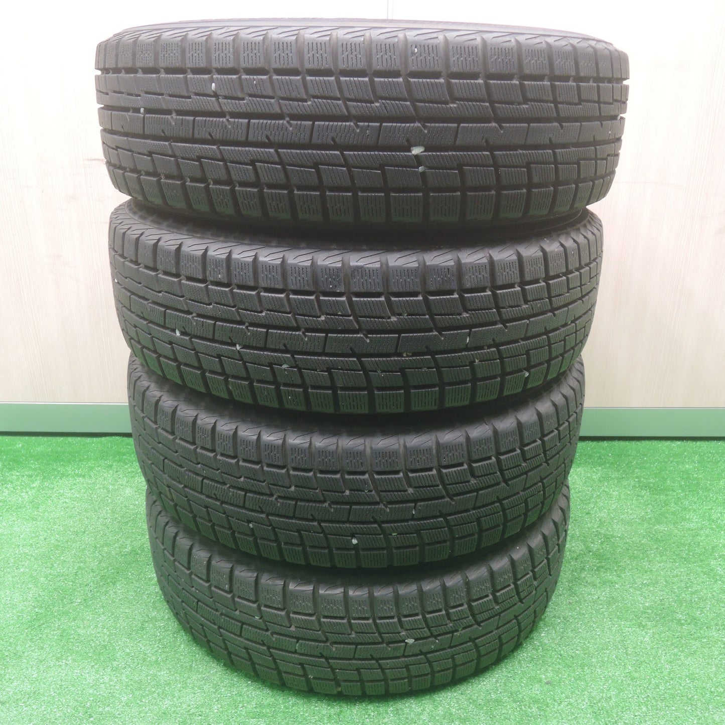 [送料無料]バリ溝！キレイ！9.5分★ホンダ GK/GP系 フィット シャトル 純正 175/65R15 スタッドレス ヨコハマ アイスガードiG30 15インチ PCD100/4H★3072709SYス