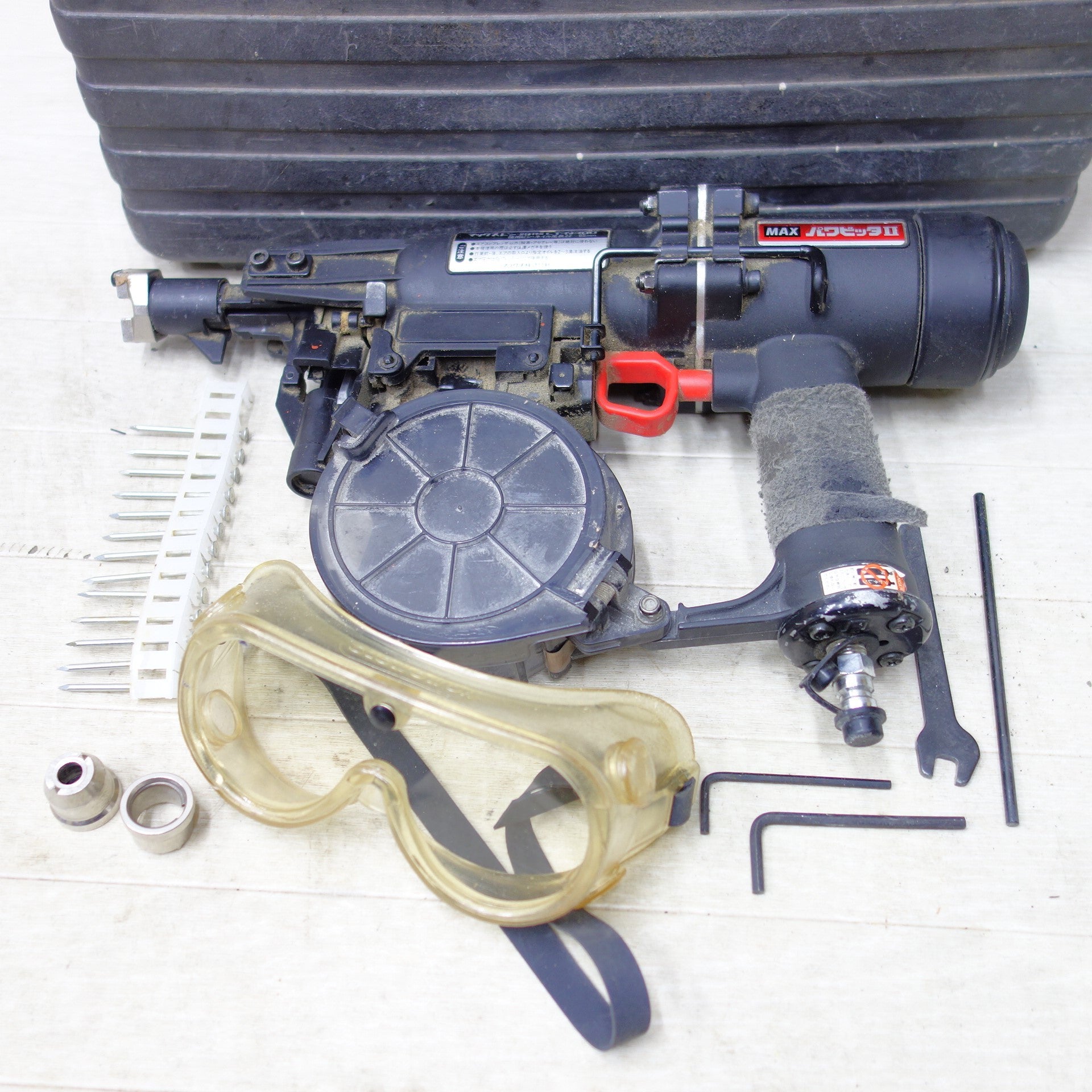 送料無料] ◇MAX マックス パワビッタ2 CT-N300 ピン釘打機