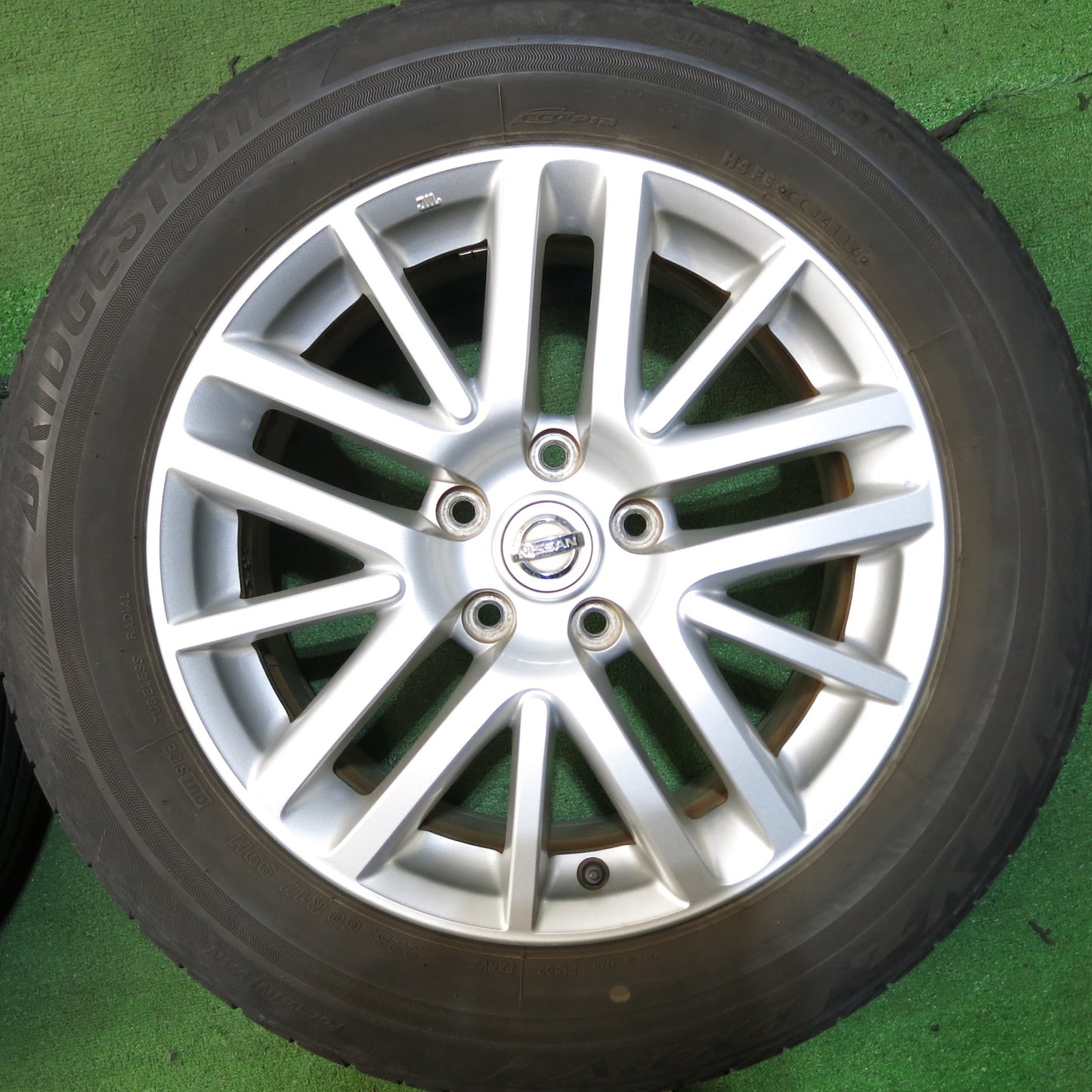 [送料無料]キレイ★日産 フーガ 純正 225/60R17 ブリヂストン プレイズ PX-RV 17インチ PCD114.3/5H★3050109Hノ
